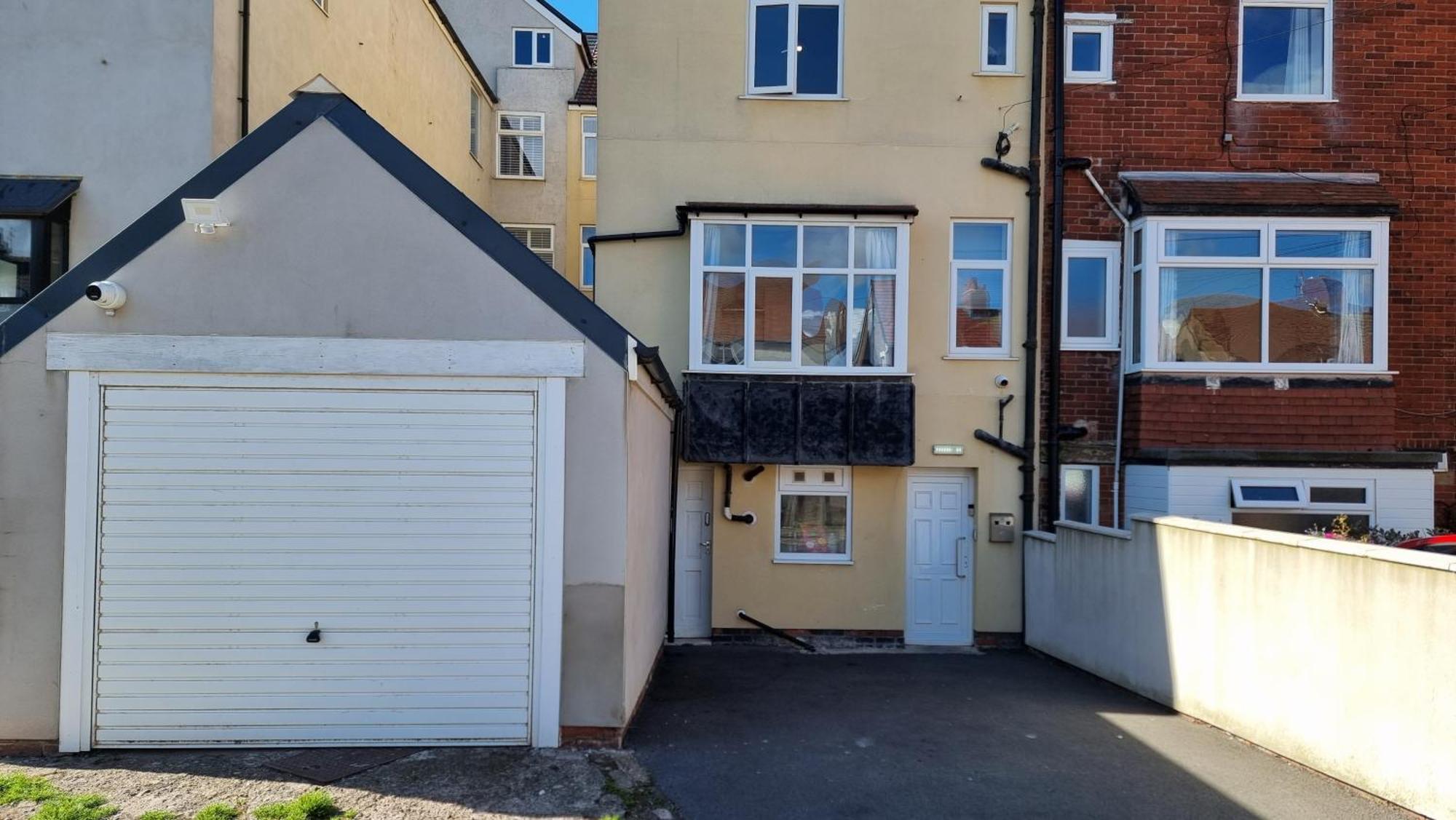 Granada Apartments Queen'S Promenade Blackpool Esterno foto