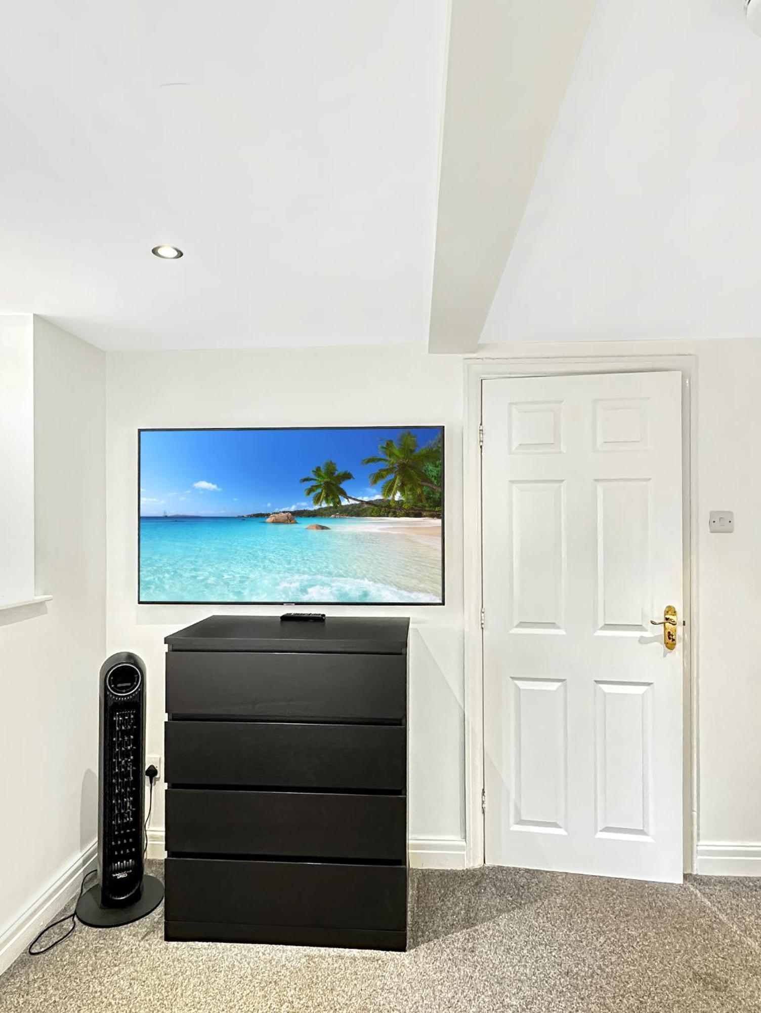 Granada Apartments Queen'S Promenade Blackpool Esterno foto
